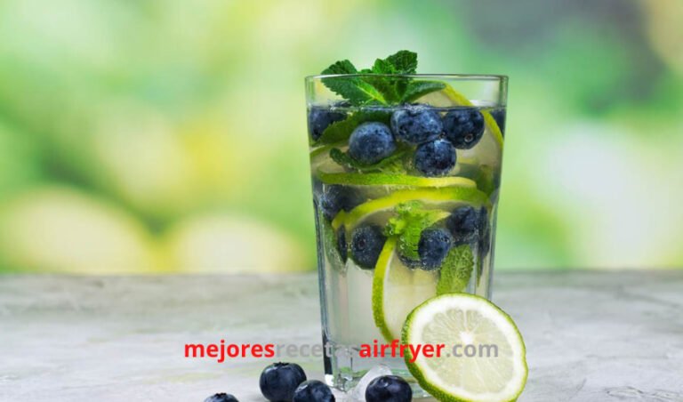 Mojito con Arándanos y agua con gas La Croix