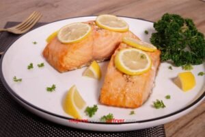 Salmón con limón y ajo en airfryer